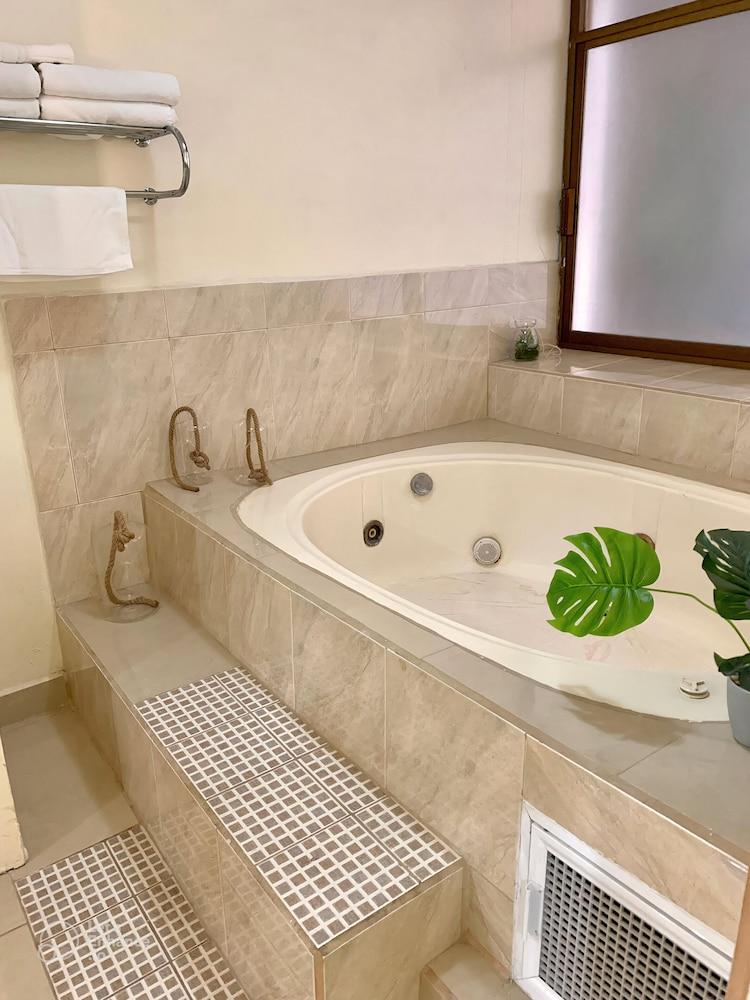 Hotel Inn Galerias Aguascalientes Esterno foto