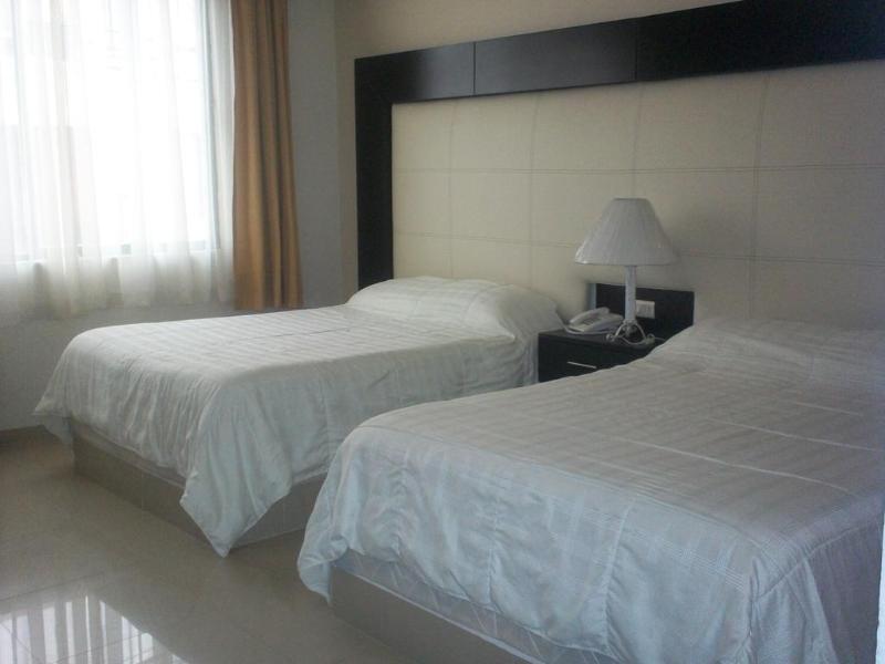 Hotel Inn Galerias Aguascalientes Esterno foto